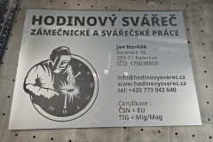 dvouvrstvý plast