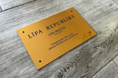 1_B9EDC47C-EC3E-4CF8-8306-32522E5177F4