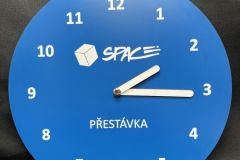přestávka do